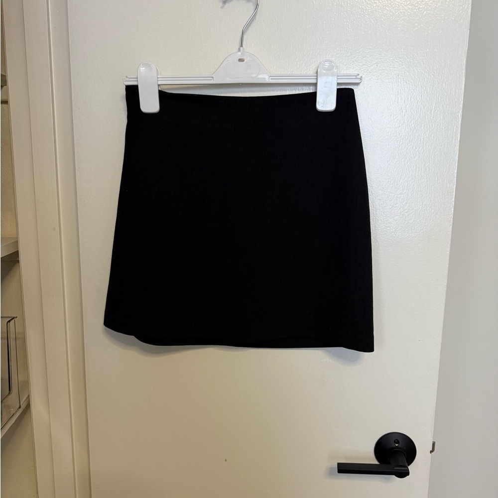 Aritzia Wilfred classic Mini Skirt
